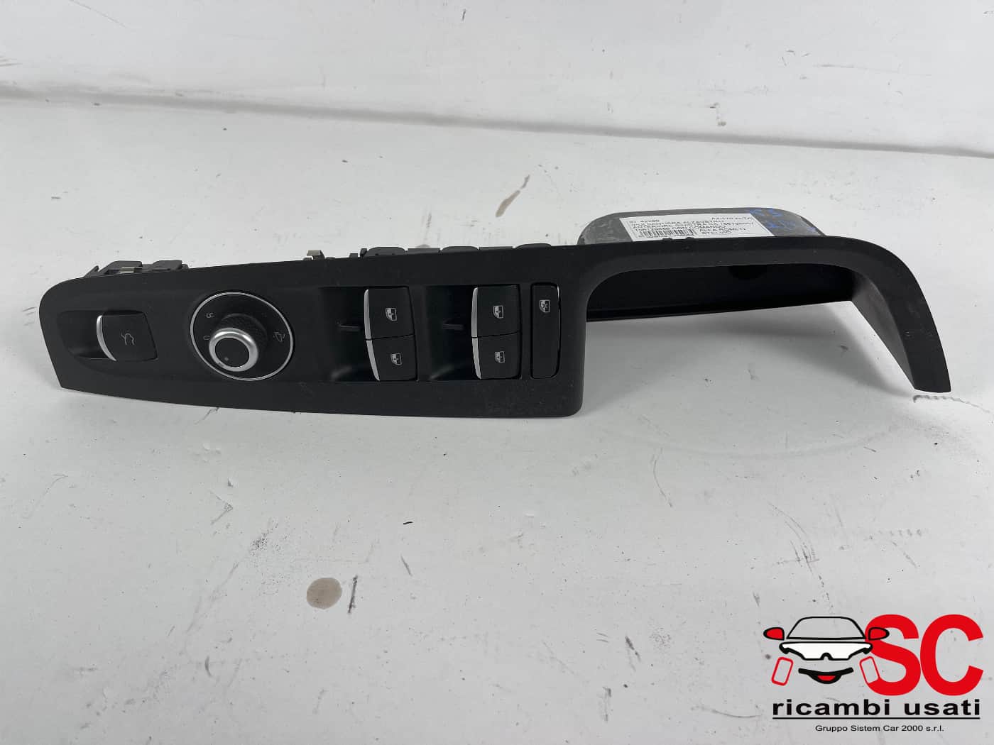 Pulsantiera Alzavetro Anteriore Sinistra Stelvio 156128857 156128856 - 42266 Pulsantiera Alzavetro Anteriore Sinistra Stelvio 156128857 156128856 - 42266