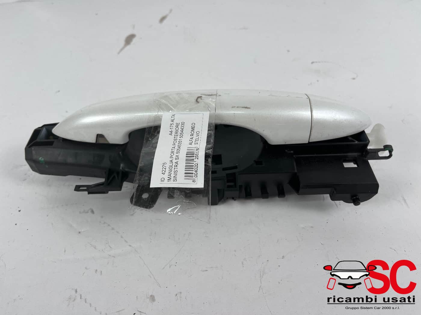 Maniglia Posteriore Sinistra Alfa Romeo Stelvio 50545351 156113674 - 42275 Maniglia Posteriore Sinistra Alfa Romeo Stelvio 50545351 156113674 - 42275