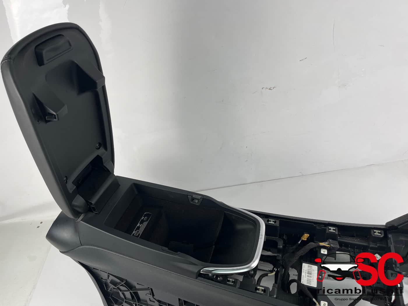 Tunnel Centrale Alfa Romeo Stelvio Quadrifoglio 156151533 - 42295 Tunnel Centrale Alfa Romeo Stelvio Quadrifoglio 156151533 - 42295