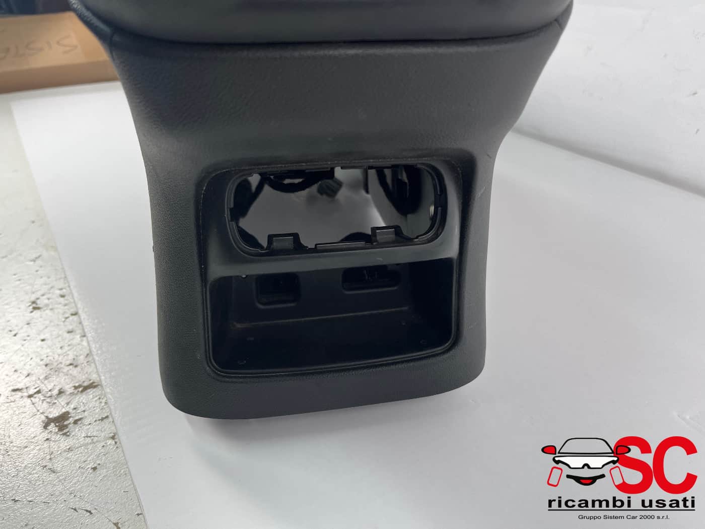 Tunnel Centrale Alfa Romeo Stelvio Quadrifoglio 156151533 - 42295 Tunnel Centrale Alfa Romeo Stelvio Quadrifoglio 156151533 - 42295