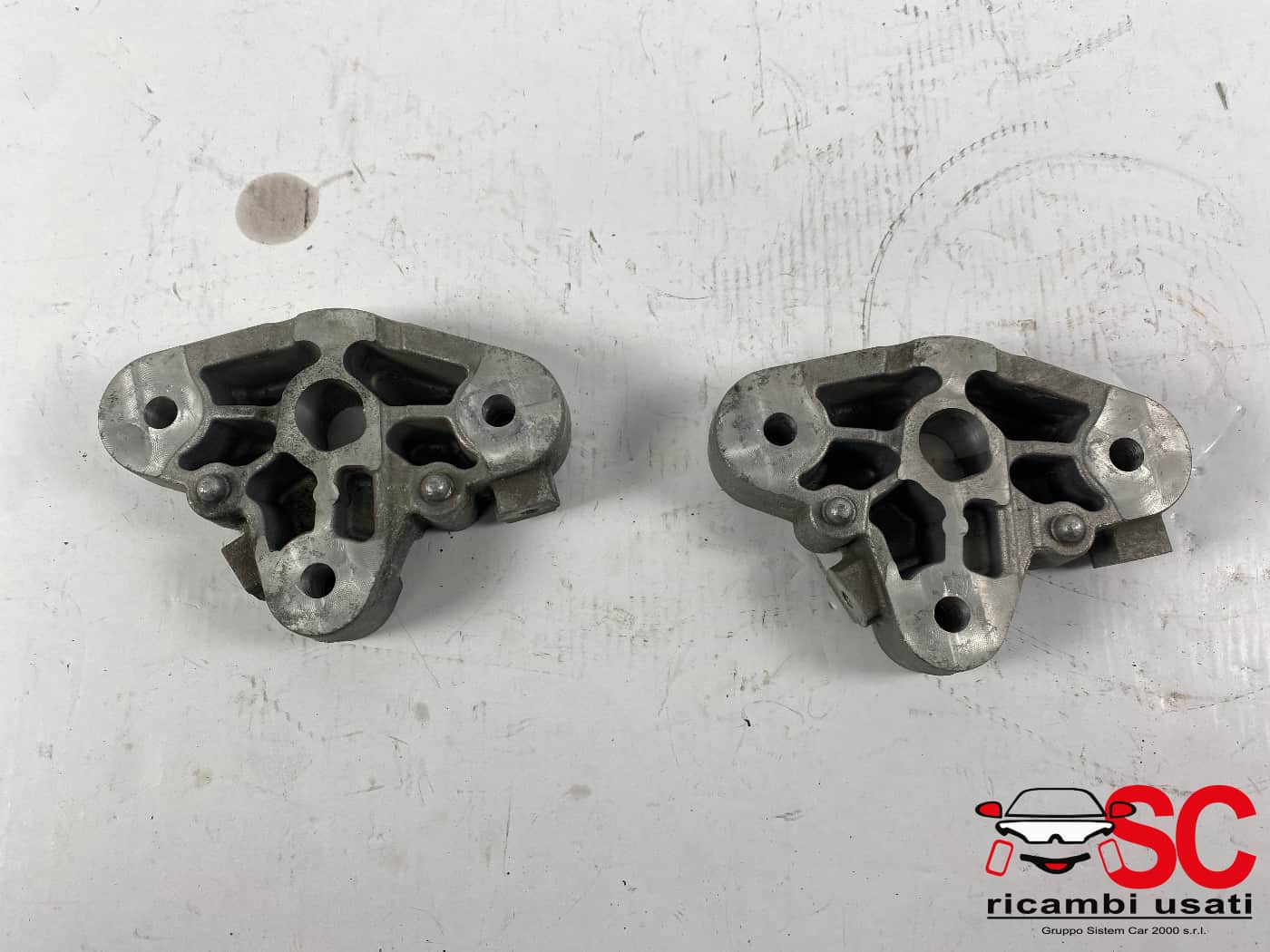 Distanziale Staffa Ammortizzatore Post Stelvio 50551204 - 42326 Distanziale Staffa Ammortizzatore Post Stelvio 50551204 - 42326