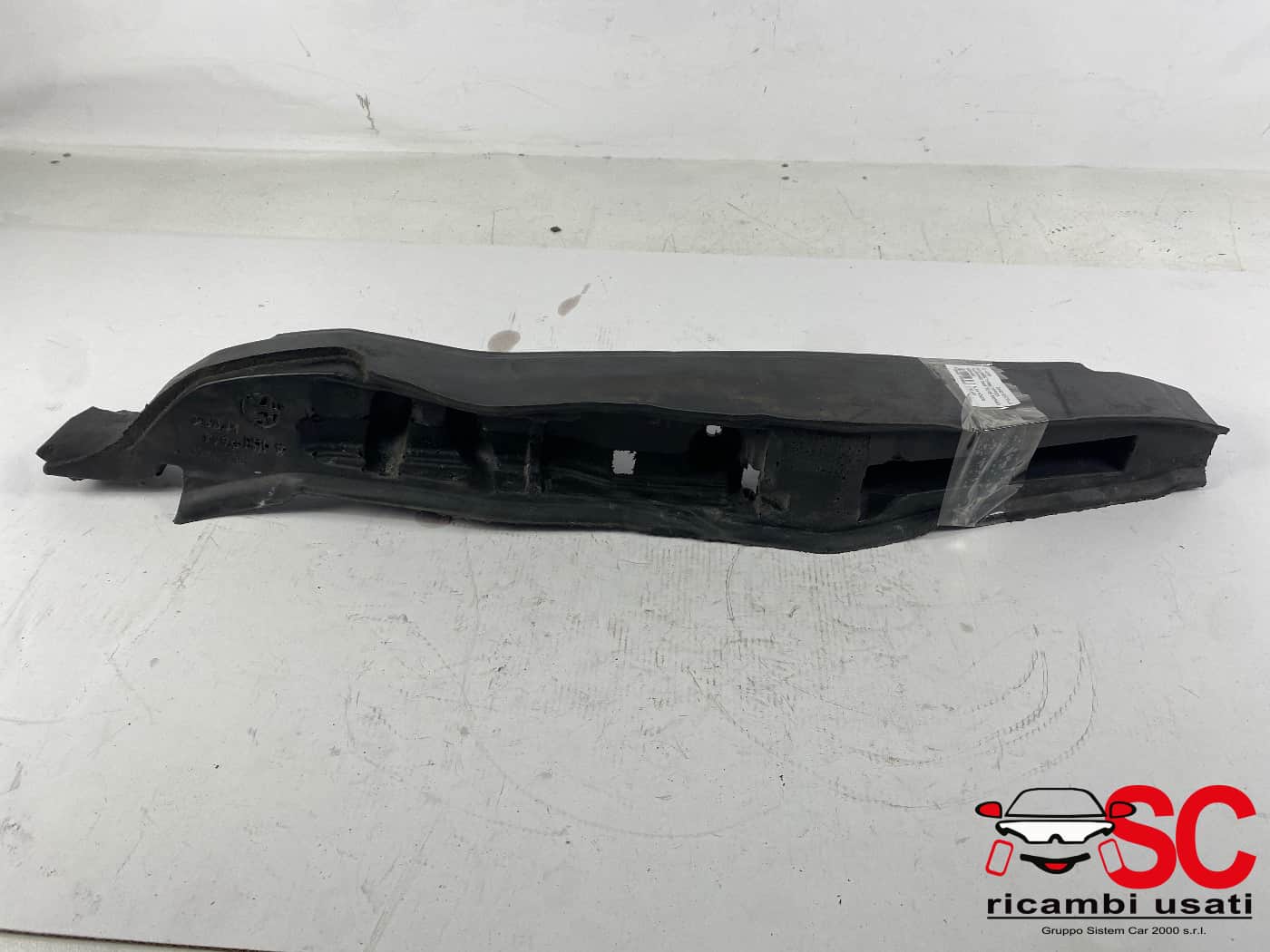 Isolamento Parafango Sinistro Alfa Romeo Stelvio 50559403 50557495 - 42390 Isolamento Parafango Sinistro Alfa Romeo Stelvio 50559403 50557495 - 42390