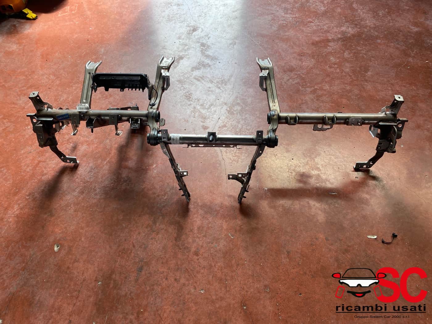 Traversa Sotto Cruscotto Alfa Romeo Stelvio 50562208 - 42393