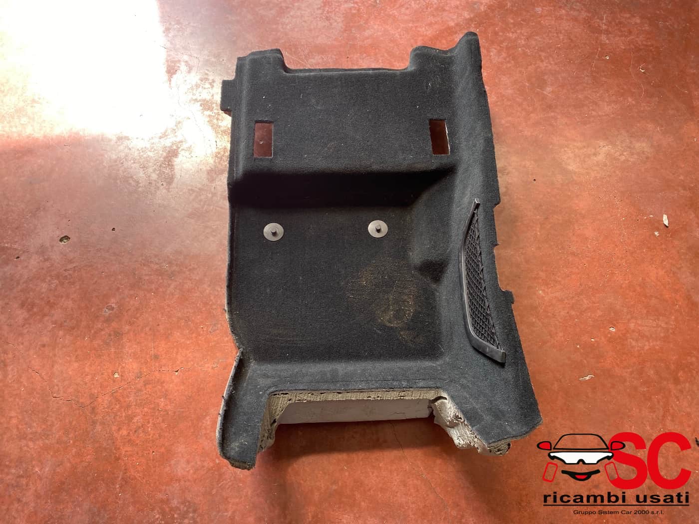 Moquette Anteriore Destra Alfa Romeo Stelvio 1561437330 - W00757 Moquette Anteriore Destra Alfa Romeo Stelvio 1561437330 - W00757