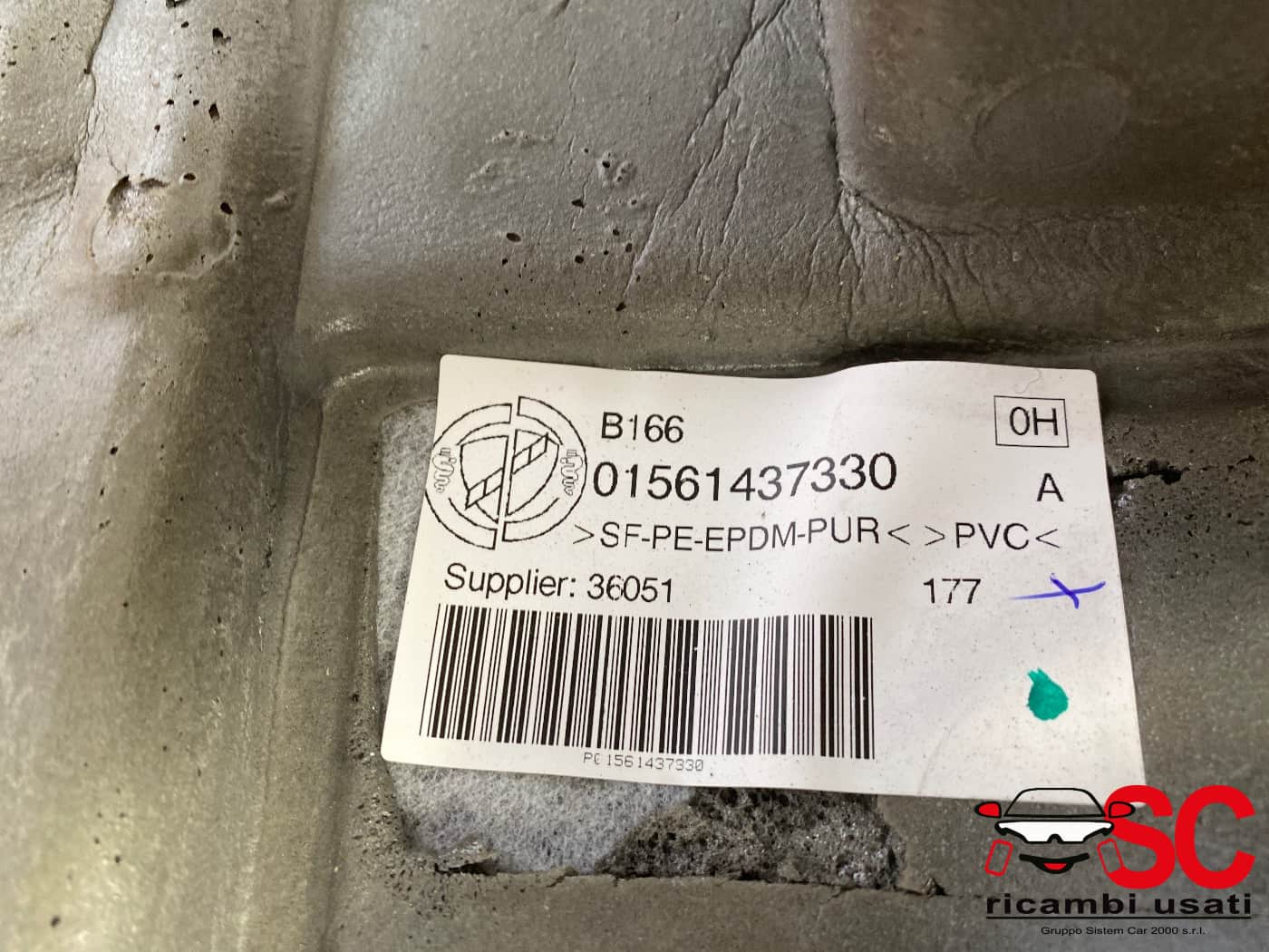 Moquette Anteriore Destra Alfa Romeo Stelvio 1561437330 - W00757 Moquette Anteriore Destra Alfa Romeo Stelvio 1561437330 - W00757