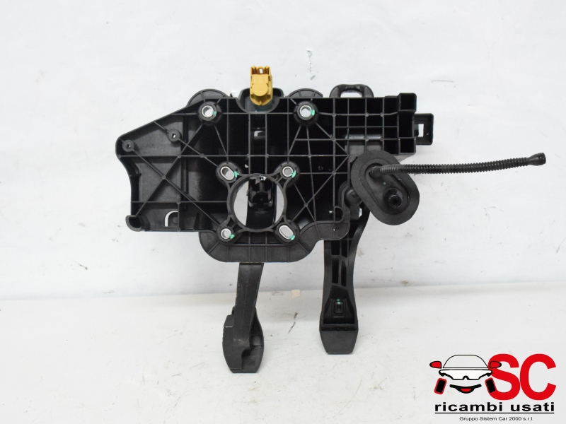 Pedaliera Fiat Fiorino 1.3 Multijet - 36301 Pedaliera Fiat Fiorino 1.3 Multijet - 36301