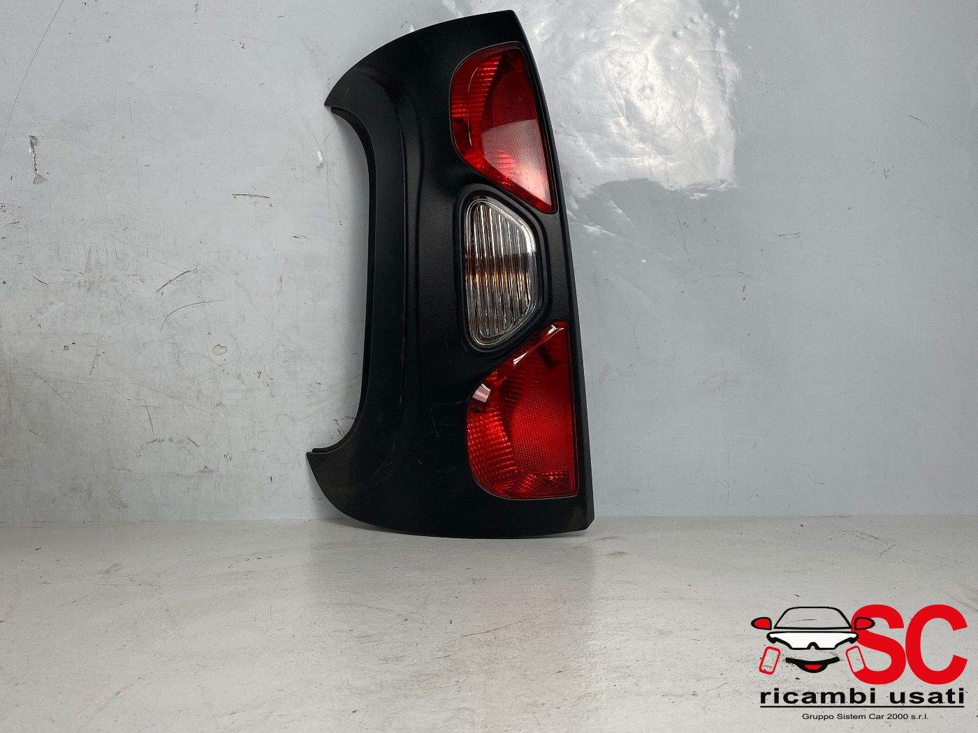 Fanale Posteriore Sinistro Fiat New Panda Cross 51977645 52102352 - 37778