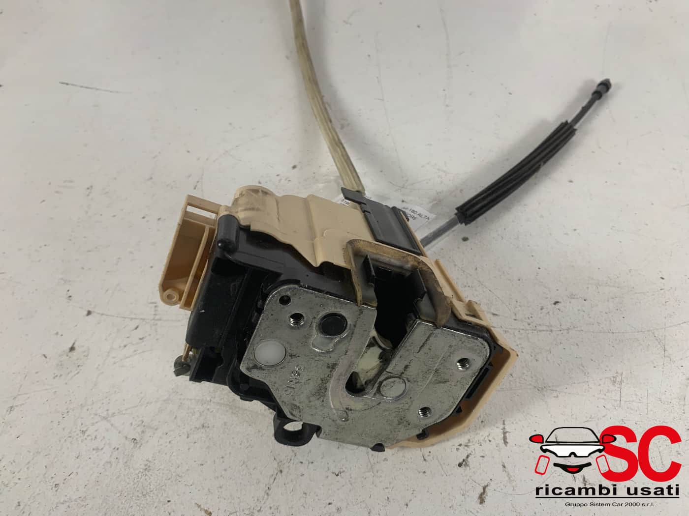 Serratura Porta Anteriore Destra Fiat New Panda 52018464 - 39213 Serratura Porta Anteriore Destra Fiat New Panda 52018464 - 39213