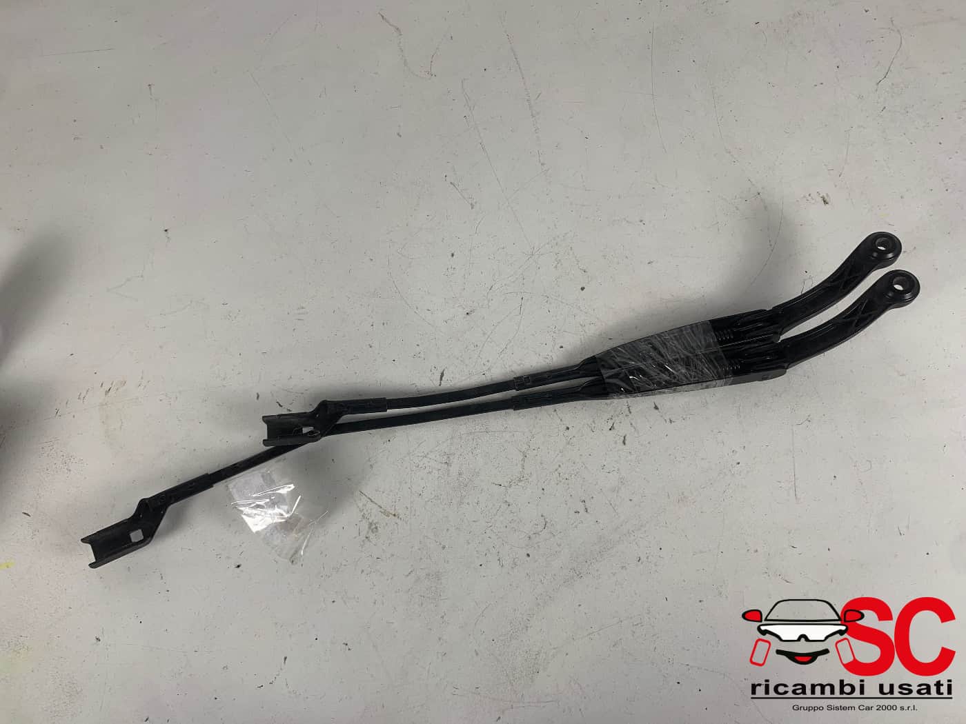 Bracci Tergicristallo Fiat New Panda 1.3 Multijet 735538523 - 39279 Bracci Tergicristallo Fiat New Panda 1.3 Multijet 735538523 - 39279