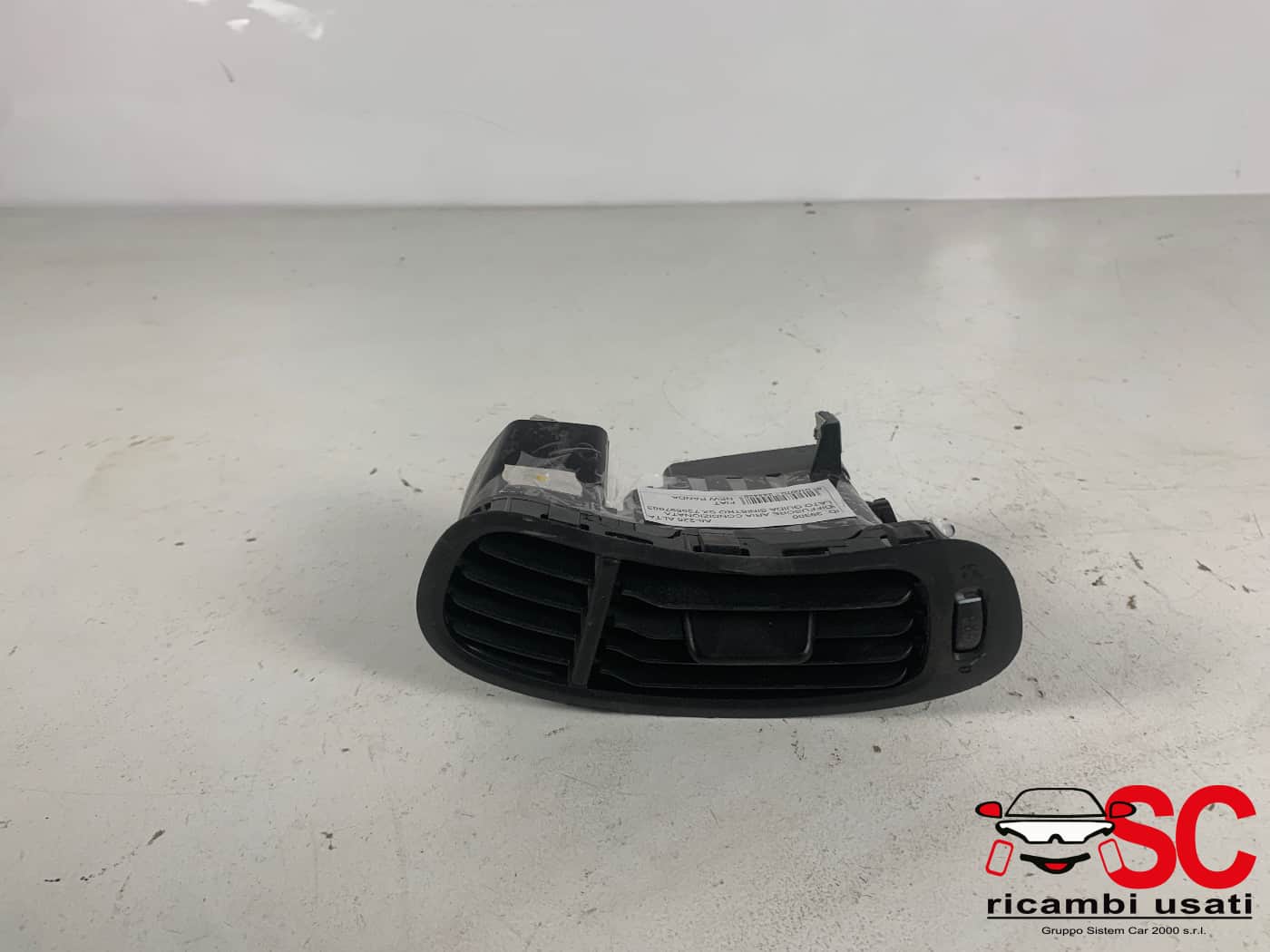 Diffusore Aria Condizionata Sx Fiat New Panda 735597683 - 39300 Diffusore Aria Condizionata Sx Fiat New Panda 735597683 - 39300