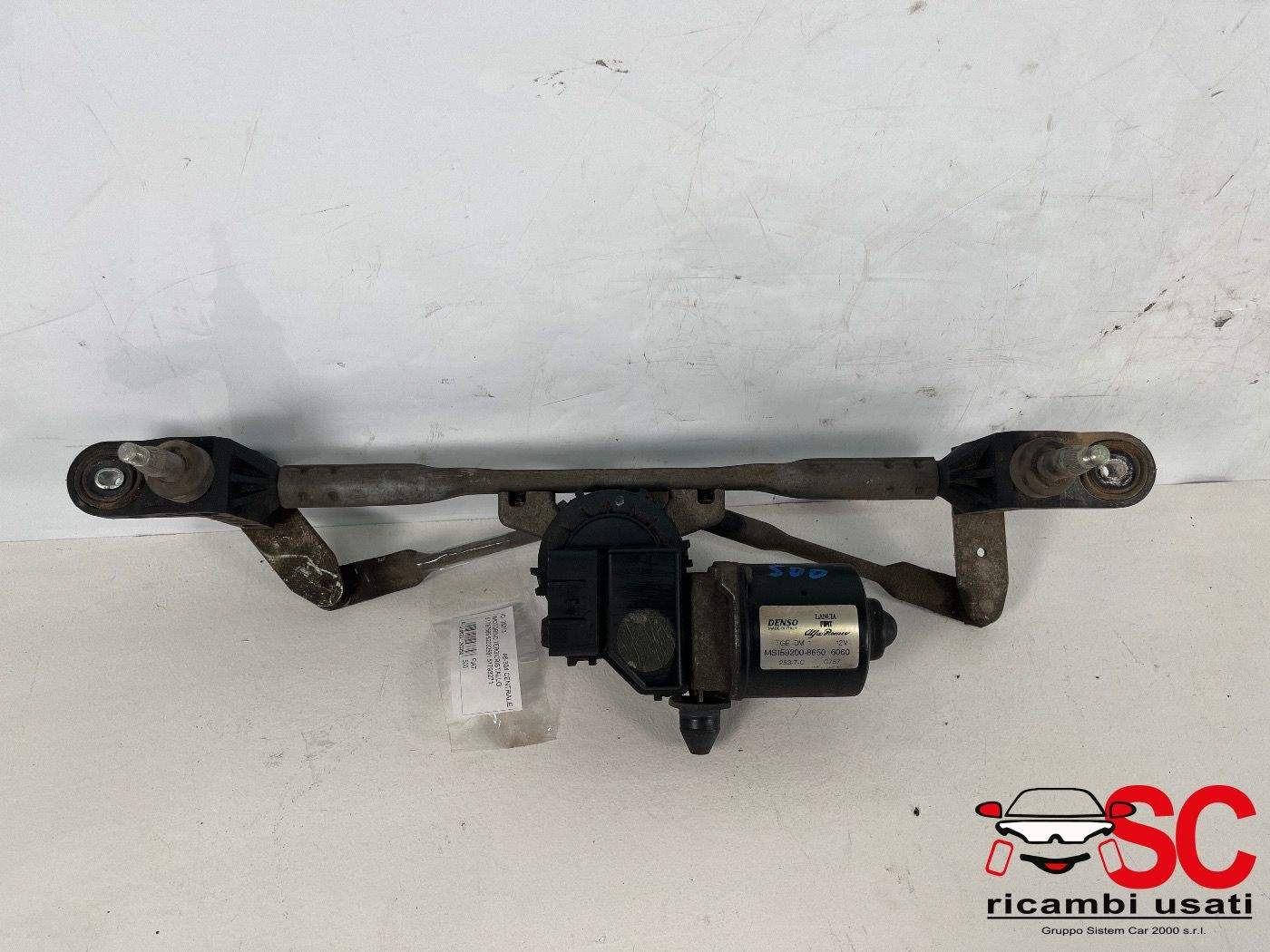 MOTORINO TERGICRISTALLO ANTERIORE FIAT 500 Serie 51787565 (07>14)