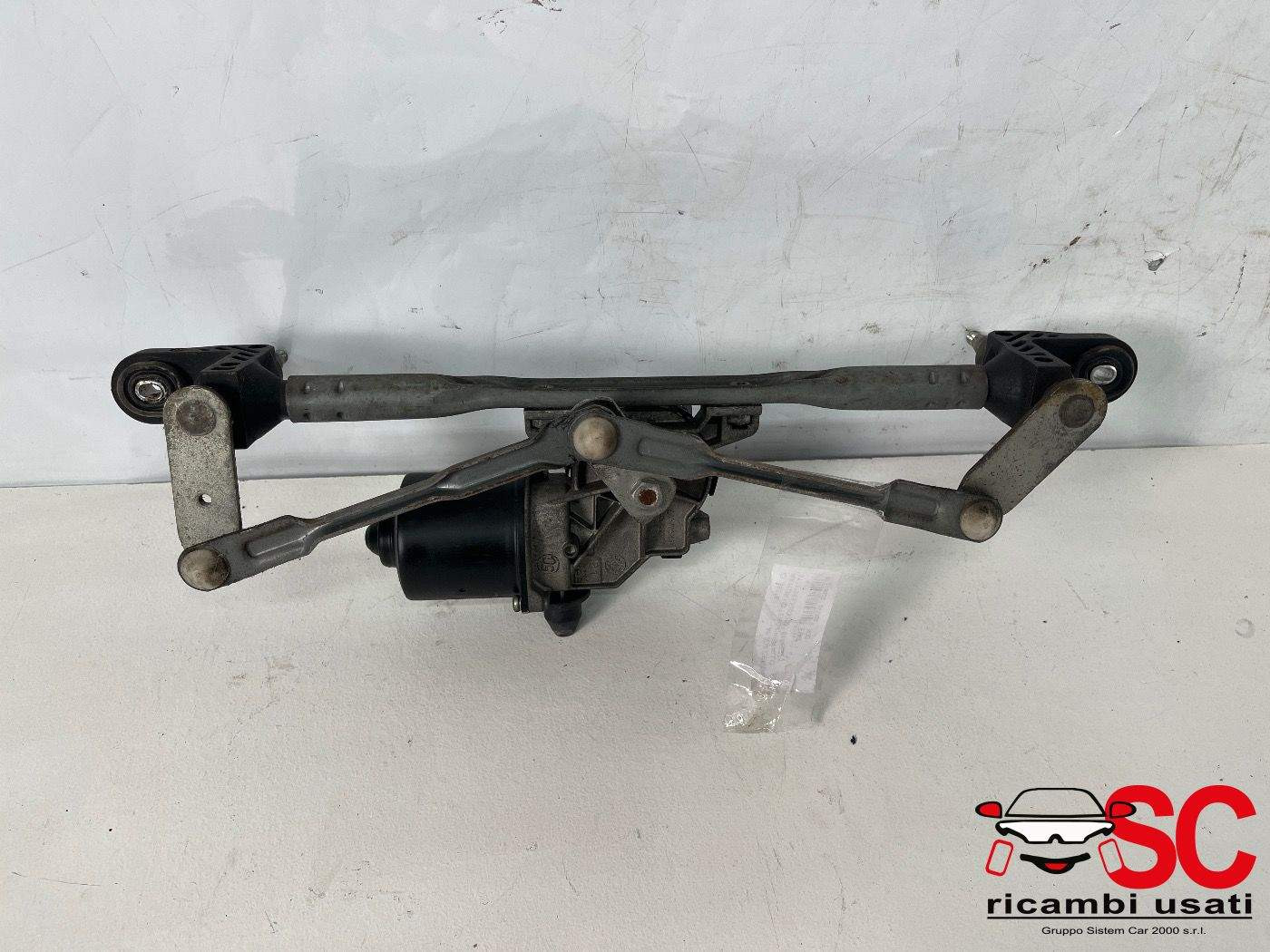 MOTORINO TERGICRISTALLO ANTERIORE FIAT 500 Serie 51787565 (07>14)