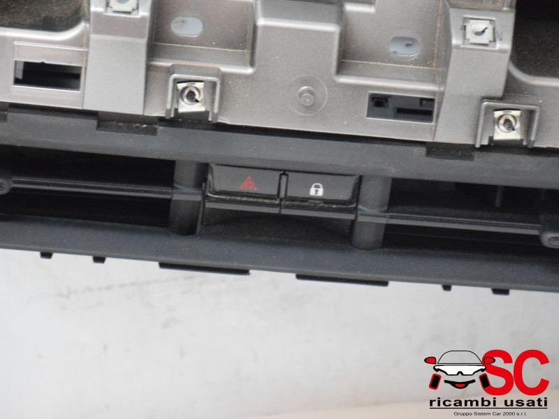 BOCCHETTA ARIA CENTRALE FIAT 500 Serie Elettrica 735715263 (20>)
