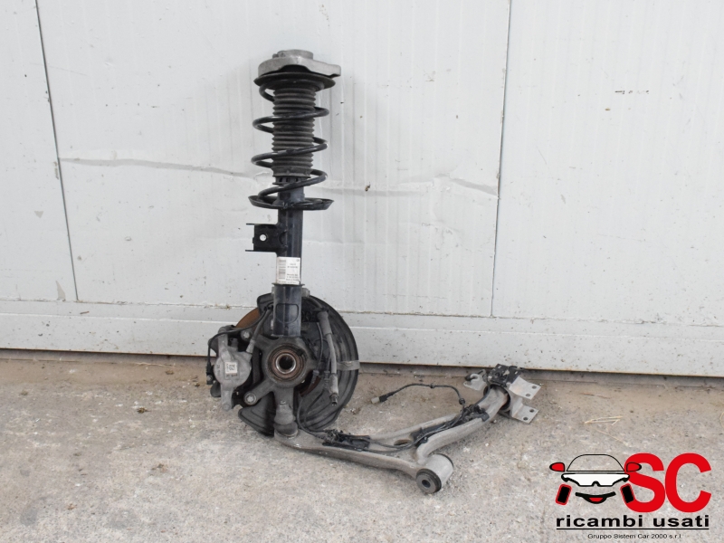 Mozzo Anteriore Destro Mercedes Classe B W246 A2463320200 - 37144 Mozzo Anteriore Destro Mercedes Classe B W246 A2463320200 - 37144