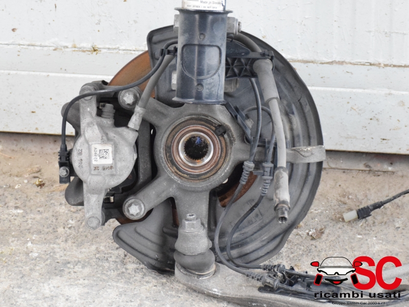 Mozzo Anteriore Destro Mercedes Classe B W246 A2463320200 - 37144 Mozzo Anteriore Destro Mercedes Classe B W246 A2463320200 - 37144