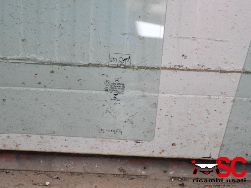 Vetro Scendente Posteriore Sinistro Classe B W246  - 37147