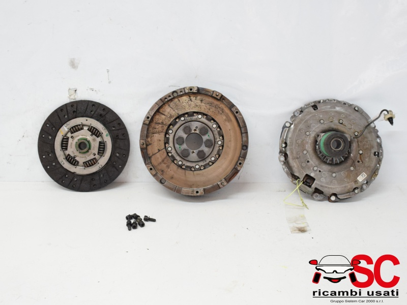 Kit Frizione Ducato 2.2 Mjt 46352042 950 KM - 37345 Kit Frizione Ducato 2.2 Mjt 46352042 950 KM - 37345