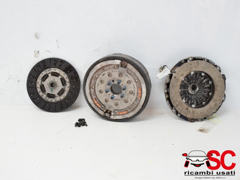 Kit Frizione Ducato 2.2 Mjt 46352042 950 KM - 37345 Kit Frizione Ducato 2.2 Mjt 46352042 950 KM - 37345
