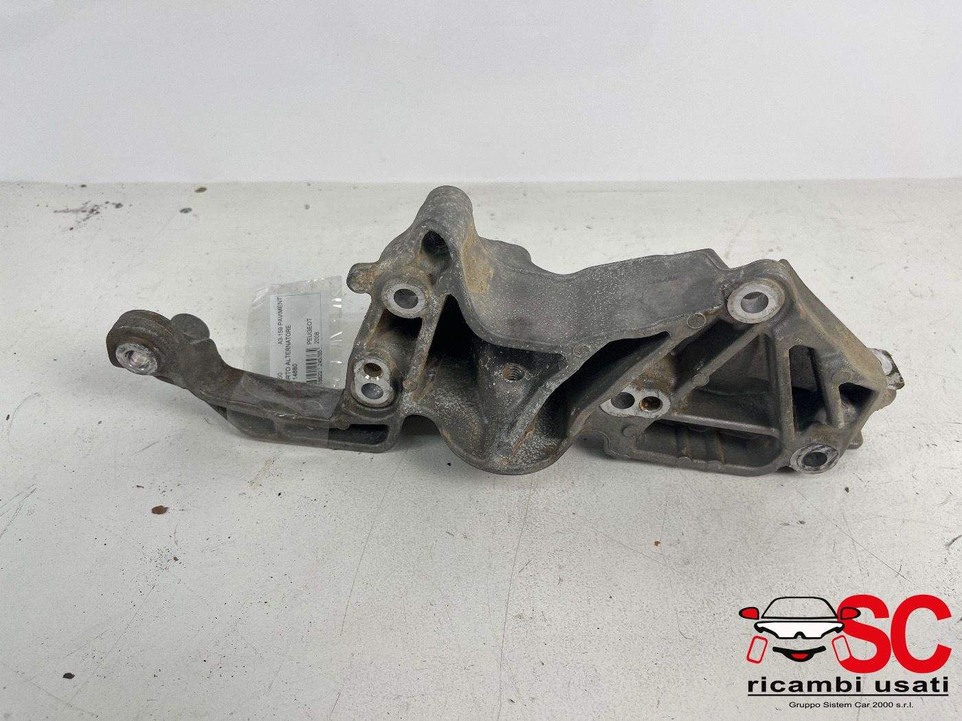 Staffa Supporto Alternatore Peugeot 2008 9809714680 - 38450 Staffa Supporto Alternatore Peugeot 2008 9809714680 - 38450