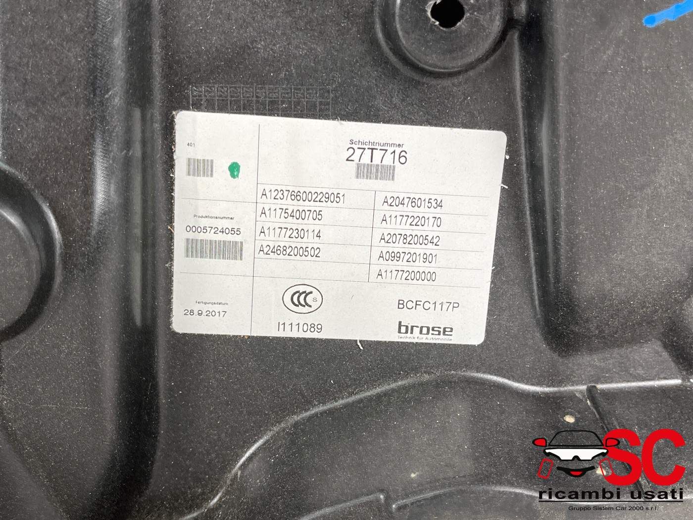 Alzavetro Anteriore Sinistro Mercedes Cla W117 A1177200000 - 38625