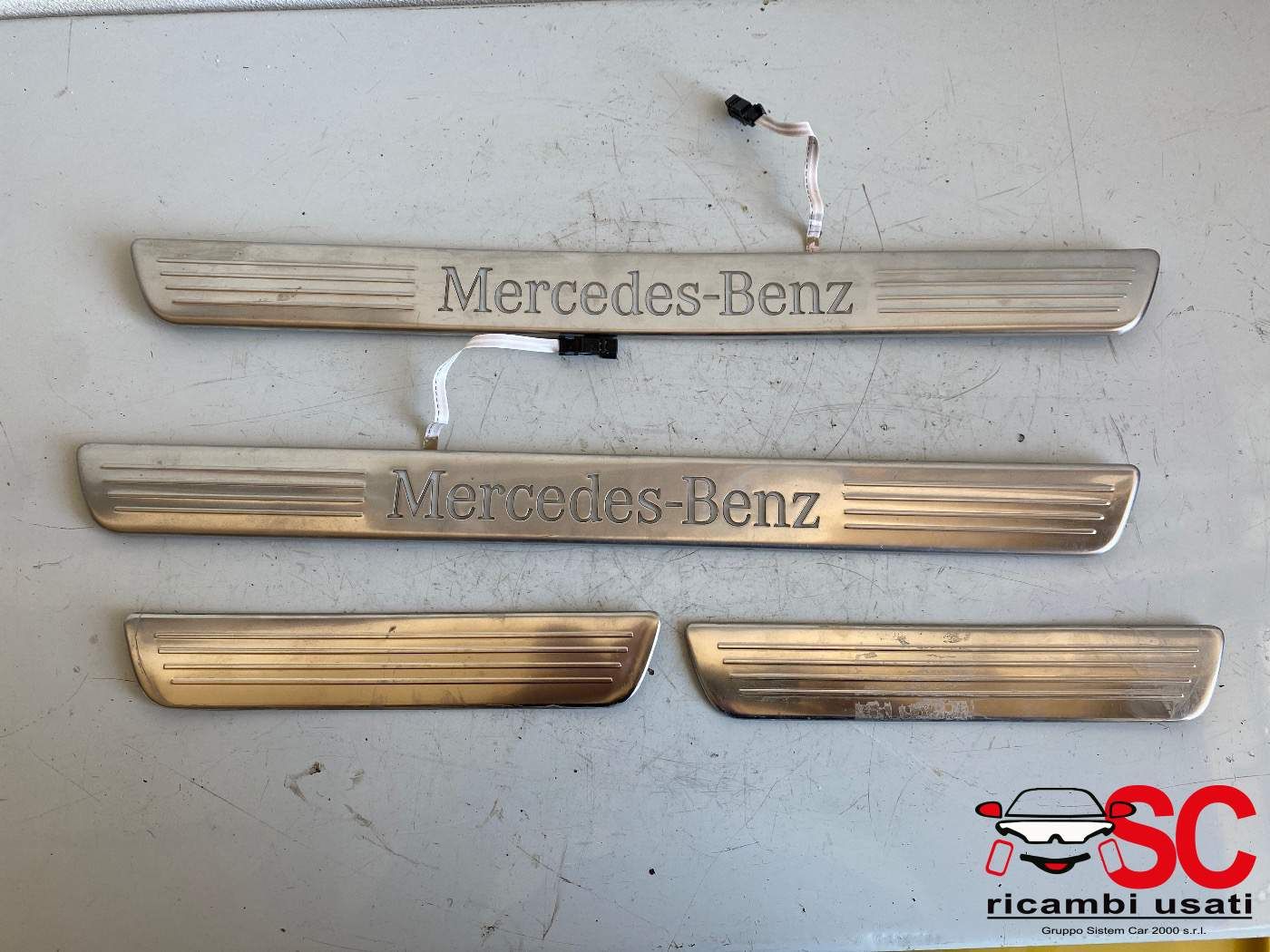 Modanatura Battitacco Mercedes Cla W117 A2466805300 A2466805400 A2466800435 A2466800335 - 38685