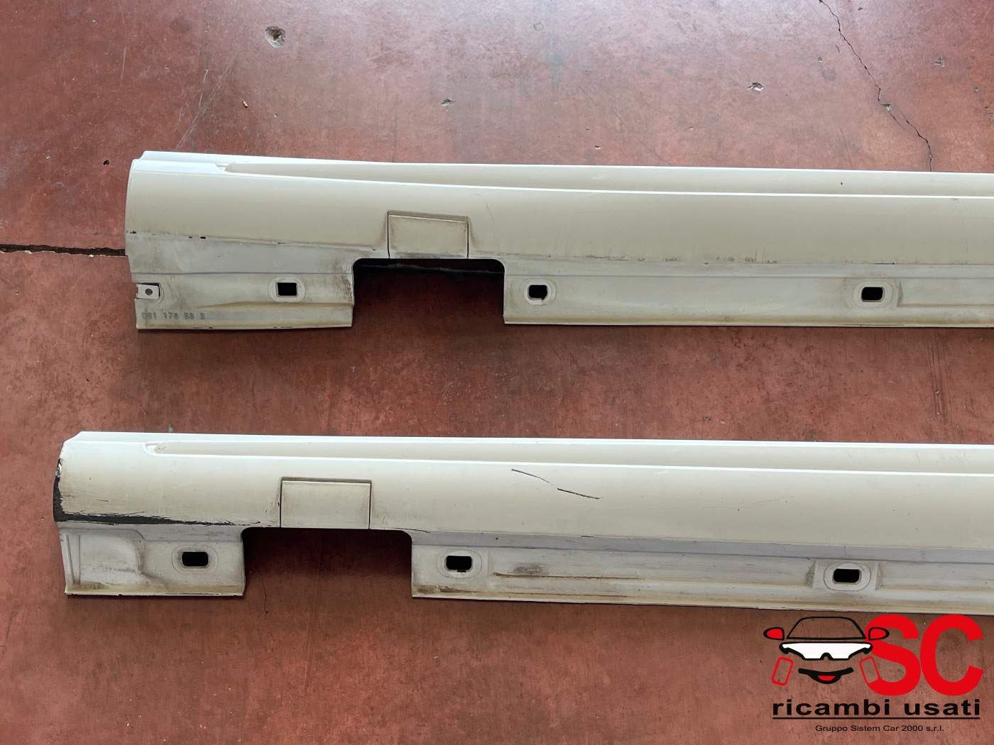 Minigonna Sottoporta Dx E Sx Mercedes Cla W117  - 38722