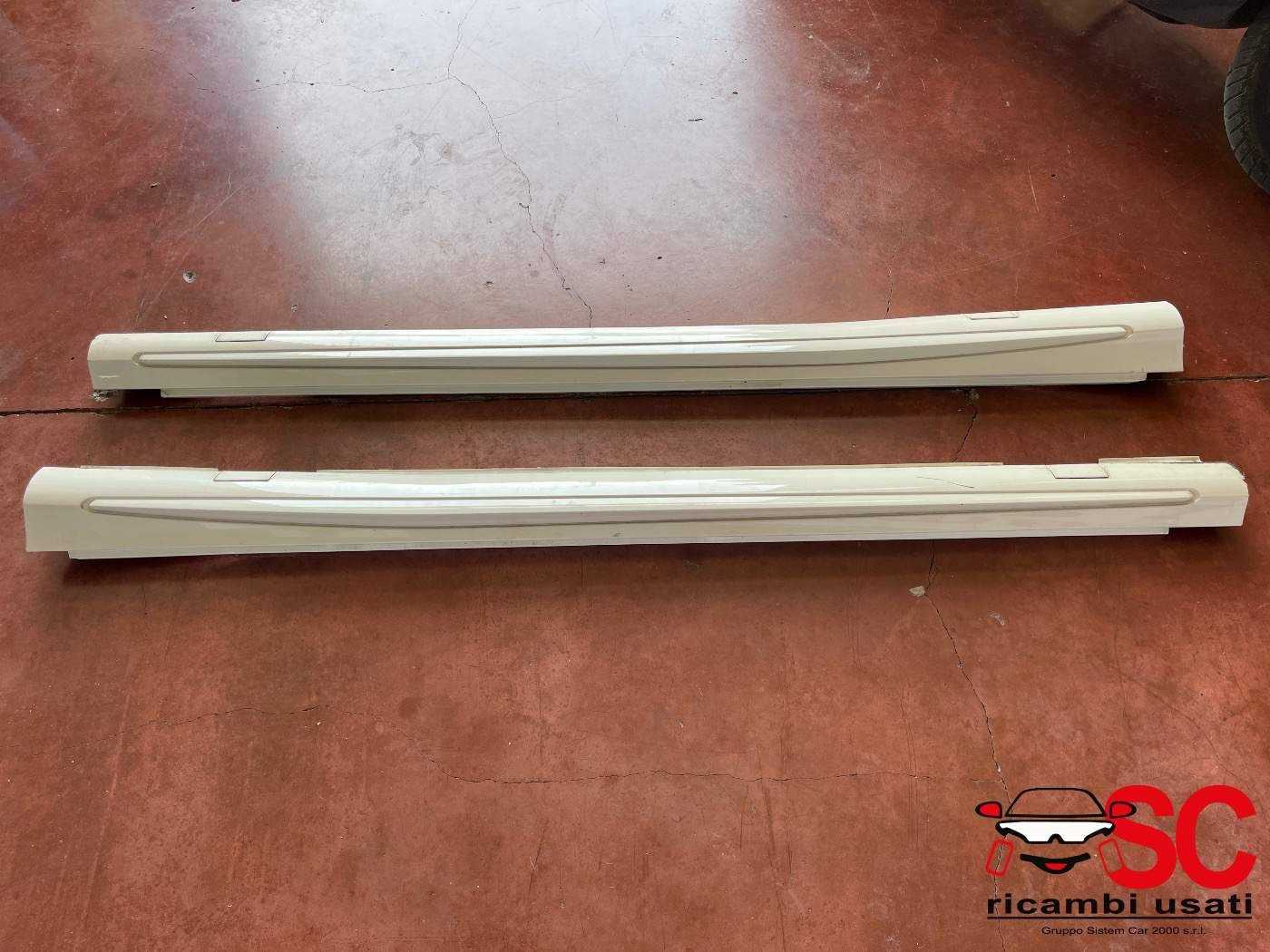 Minigonna Sottoporta Dx E Sx Mercedes Cla W117  - 38722