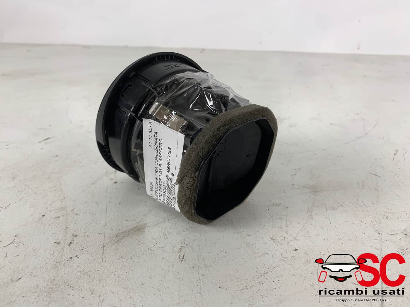 Diffusore Aria Cruscotto Destro Classe B W246 A2468304000 - 39034