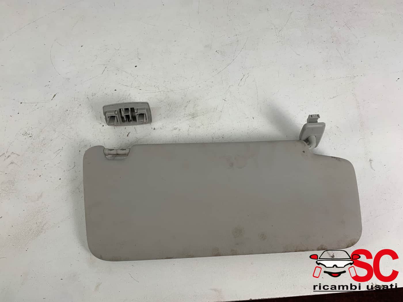 Aletta Parasole Sinistra Mercedes Classe B W246 A2468100310 - 39115 Aletta Parasole Sinistra Mercedes Classe B W246 A2468100310 - 39115