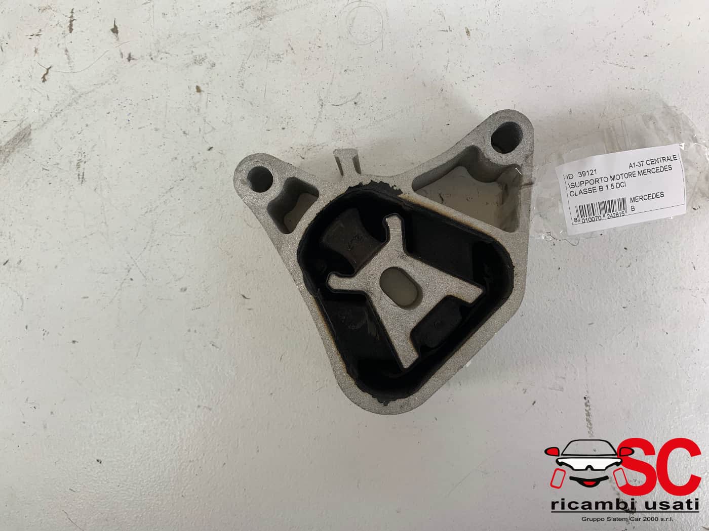 Supporto Motore Classe B W246 - 39121 Supporto Motore Classe B W246 - 39121