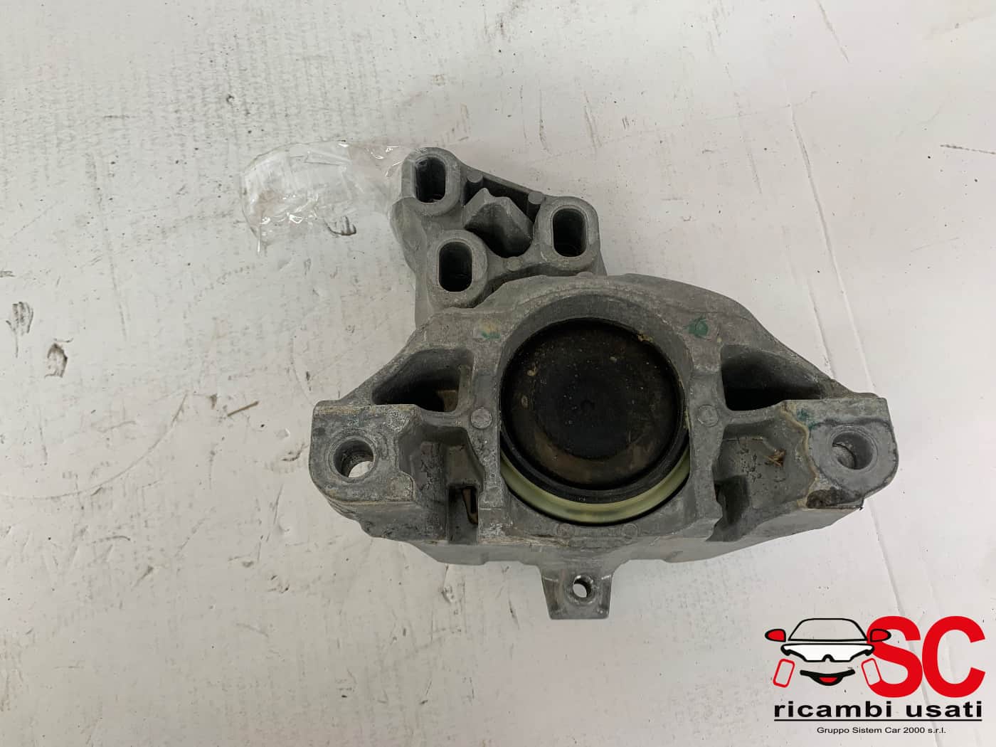 Supporto Motore Mercedes Classe B W246 A2462400217 - 39128 Supporto Motore Mercedes Classe B W246 A2462400217 - 39128