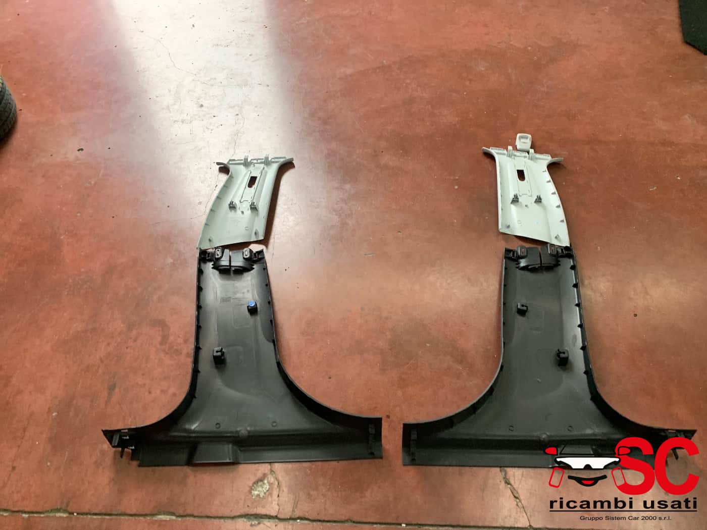 Rivestimento Montante Centrale Peugeot 2008 9673656177 9673656077 - 41884