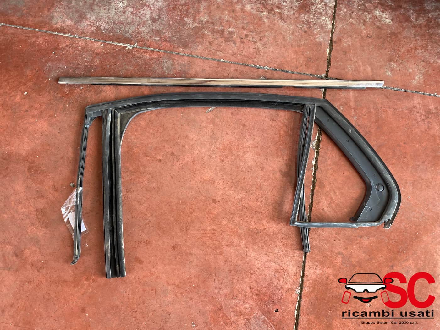 Guarnizione Porta Posteriore Sinistra Fiat Tipo Sw  - Q00973