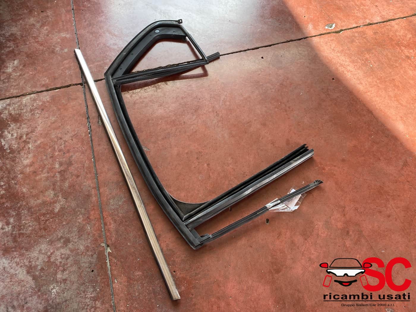 Guarnizione Porta Posteriore Sinistra Fiat Tipo Sw  - Q00973