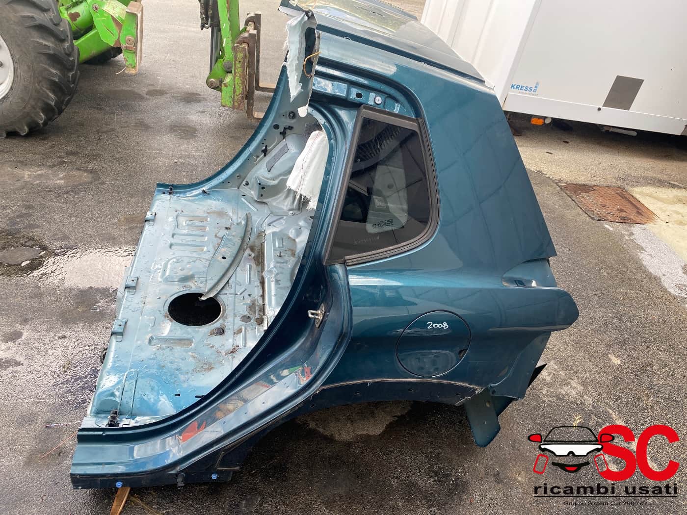 Lamierato Fianco Parafango Posteriore Peugeot 2008 - W00555 Lamierato Fianco Parafango Posteriore Peugeot 2008 - W00555