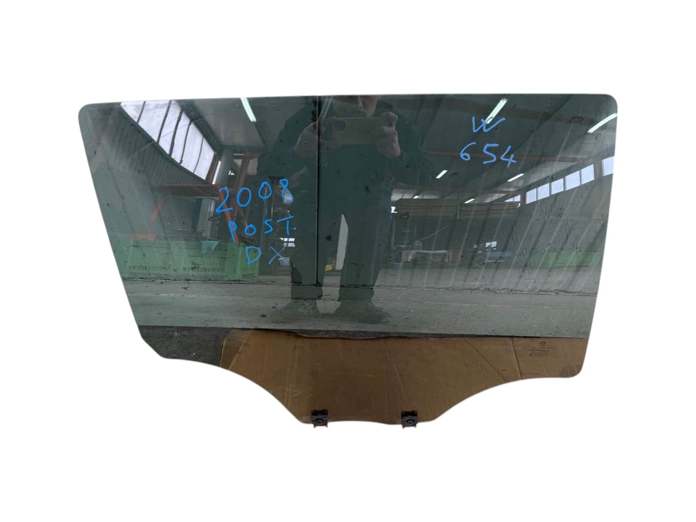 Vetro Scendente Posteriore Destro Peugeot 2008 - W00654 Vetro Scendente Posteriore Destro Peugeot 2008 - W00654