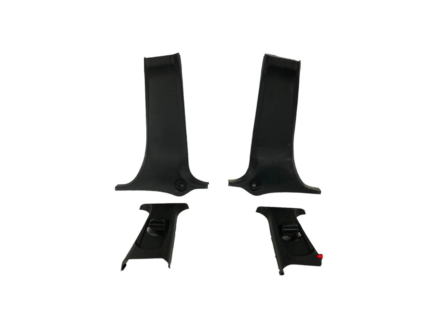 RIVESTIMENTO MONTANTE CENTRALE MERCEDES Classe B W246 2° Serie A2466920122 (12>)