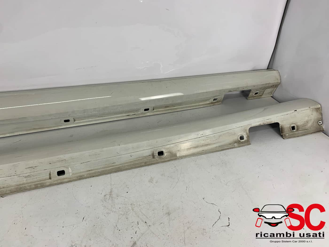 COPPIA SOTTOPORTA DESTRA E SINISTRA MERCEDES Classe B W246 2&deg; Serie A2466901440 (12>)