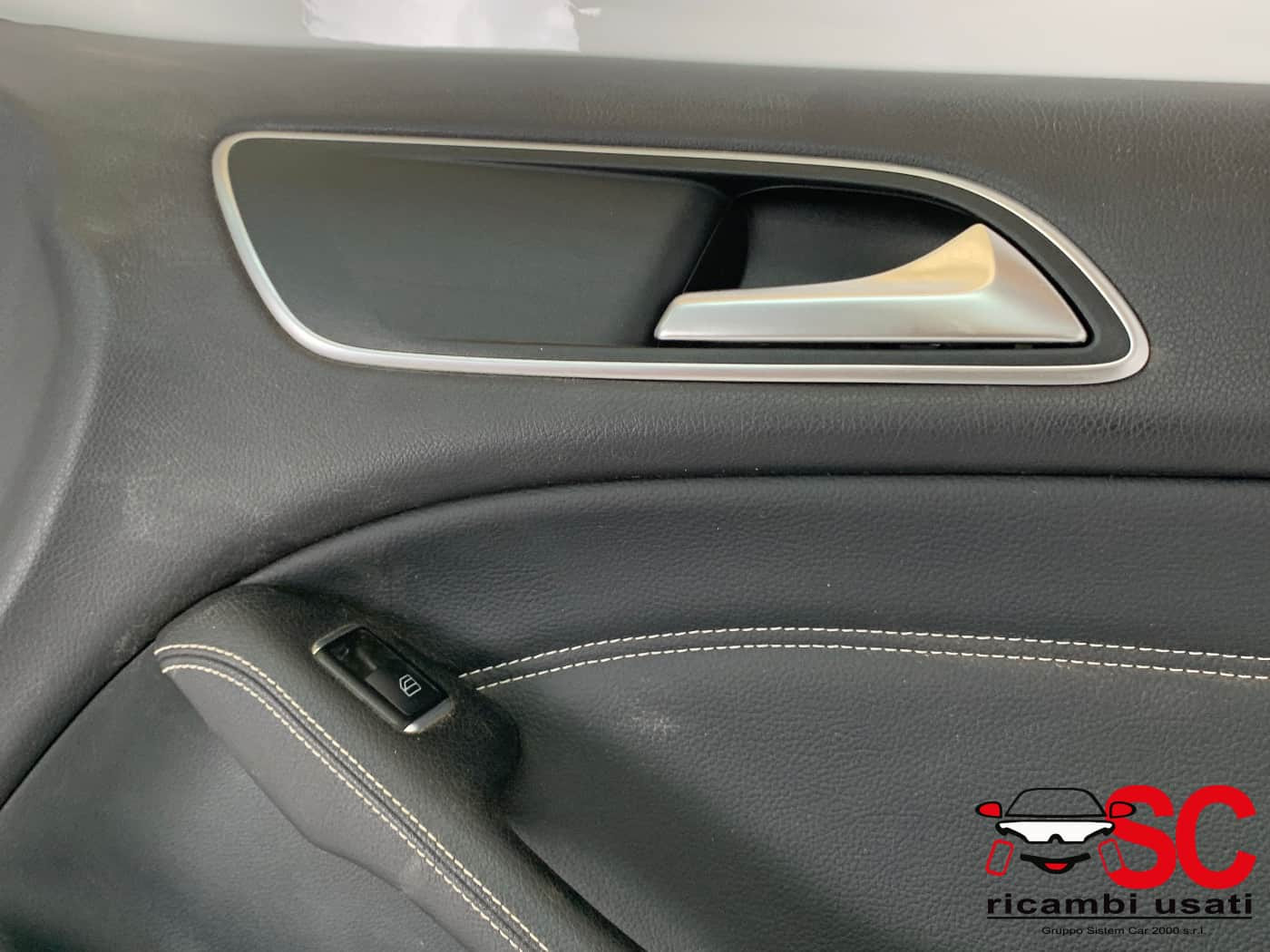 PANNELLO INTERNO PORTIERA ANT DX MERCEDES Classe B W246 2° Serie (12>)