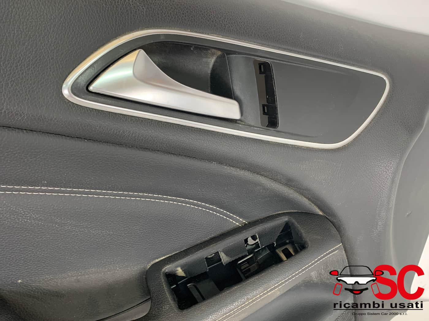 PANNELLO INTERNO PORTIERA ANT SX MERCEDES Classe B W246 2° Serie (12>)