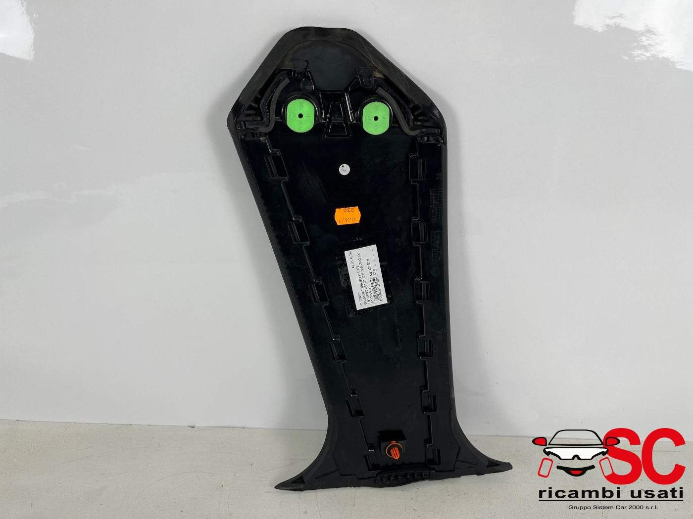 RIVESTIMENTO MONTANTE CENTRALE SINISTRO MERCEDES CLA Coup&eacute; (C117) A1176900179 (13>19)