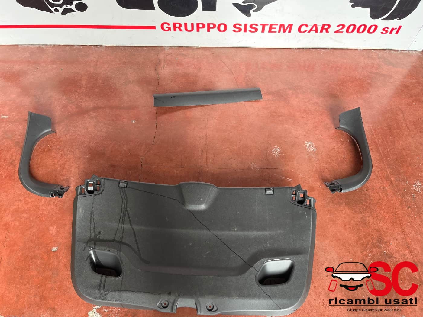 RIVESTIMENTO PLASTICA INTERNO PORTELLONE POST PEUGEOT 2008 1° Serie 9678069777 (13>)