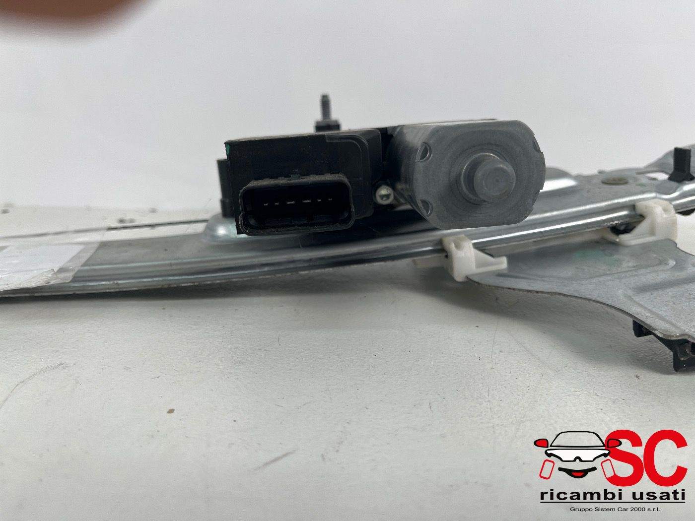 Alzavetro Posteriore Destro Peugeot 2008 9829512980 9830590280 - 38480 Alzavetro Posteriore Destro Peugeot 2008 9829512980 9830590280 - 38480