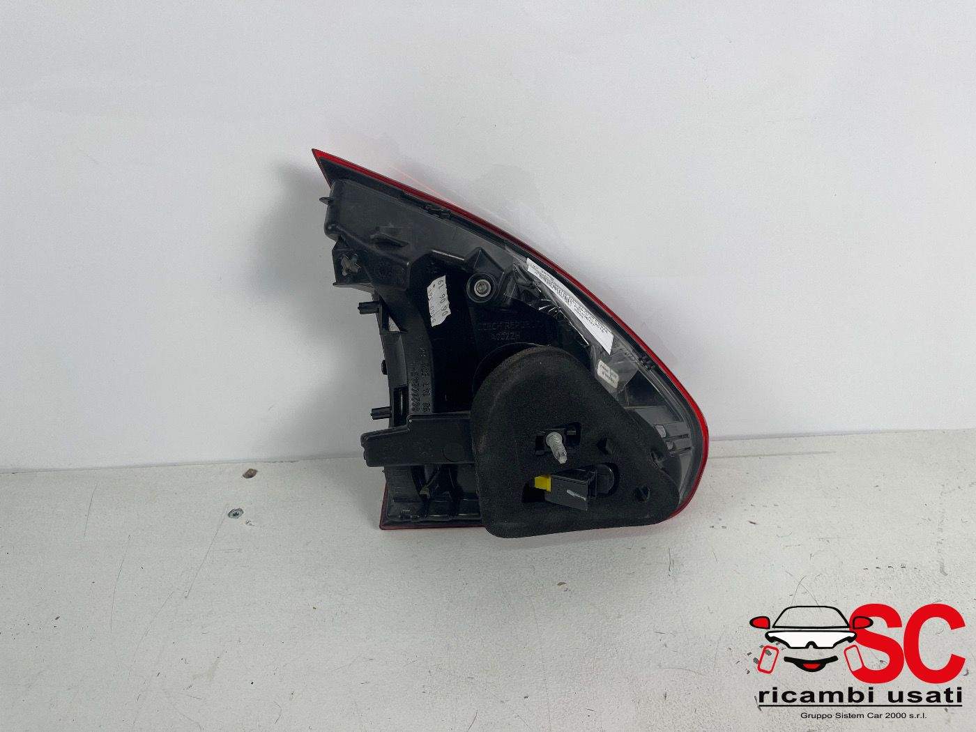 Fanale Stop Posteriore Destro Peugeot 2008 9814757280 - 38485