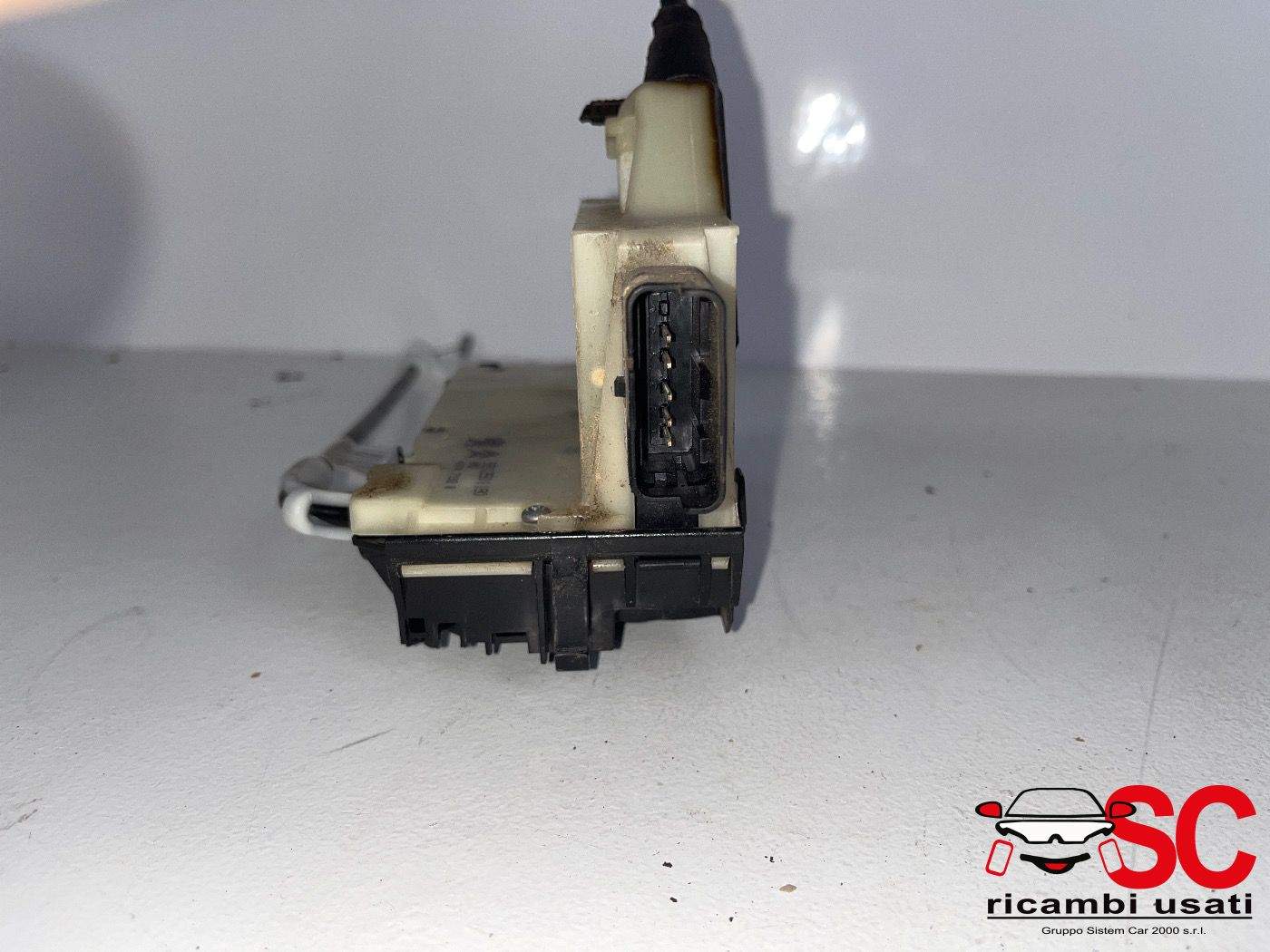 Serratura Porta Posteriore Destra Peugeot 2008 9812501180 - 38490