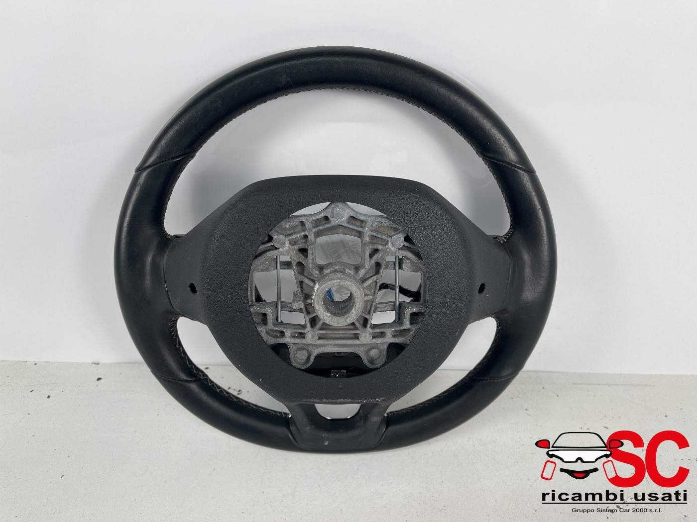 Volante Peugeot 2008 98084115ZD - 38514 Volante Peugeot 2008 98084115ZD - 38514