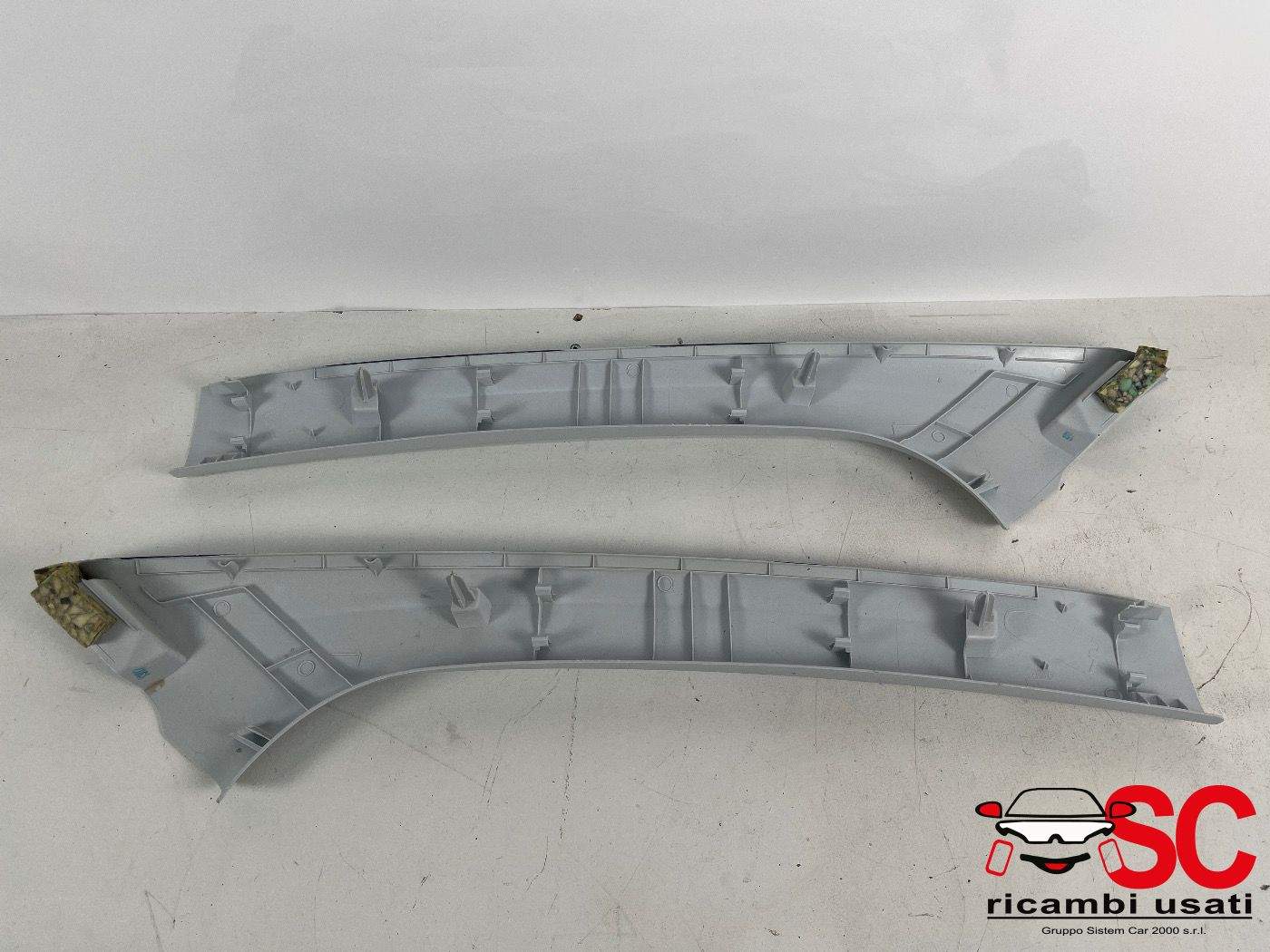 Rivestimento Montante Anteriore Peugeot 2008 9673750377 9673750277 - 38545 Rivestimento Montante Anteriore Peugeot 2008 9673750377 9673750277 - 38545