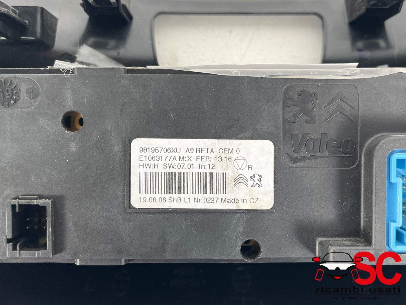 Centralina Comandi Clima Peugeot 2008 98195706XU - 38553 Centralina Comandi Clima Peugeot 2008 98195706XU - 38553