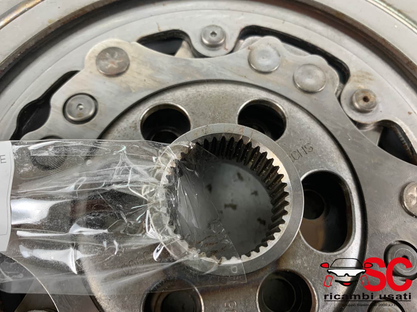 Volano Bimassa Audi A3 1.4 Ibrida 04E105266AD - 41664 Volano Bimassa Audi A3 1.4 Ibrida 04E105266AD - 41664