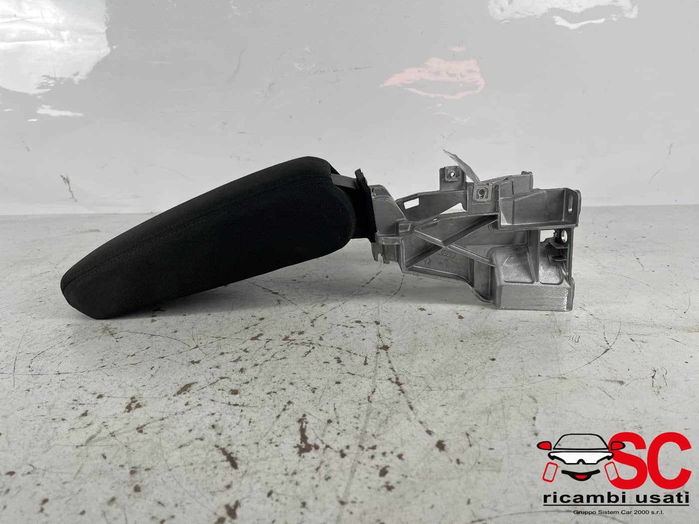 Bracciolo Tunnel Centrale Audi A3 8Y0864283 - 41695